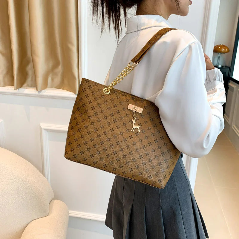 Handbag Texture Soft Leather Large Capacity Tote Women Bag With Hanging Accessories Shoulder Bag