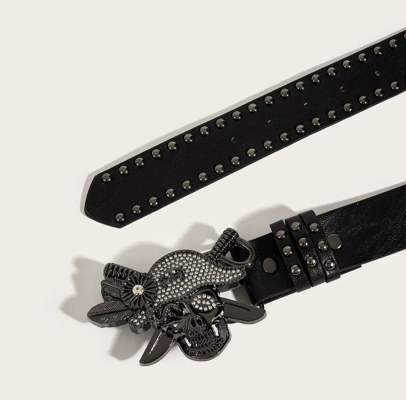 Gothic Punk Leather Belt For Women Men Metal Buckle Waist Strap Designer Luxury Decorative Waistband