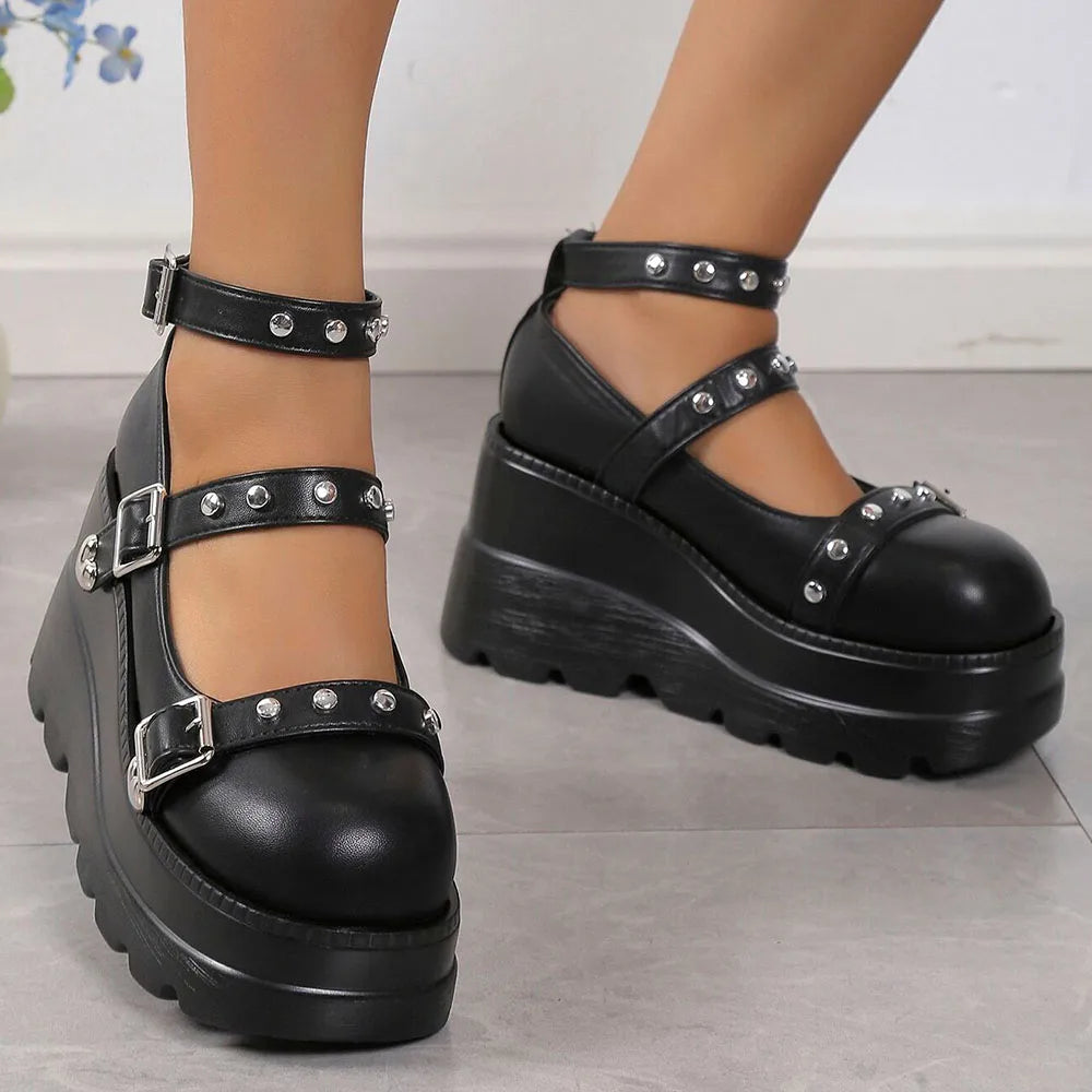 Retro Round Toe Heel Studded Punk Mary Jane
