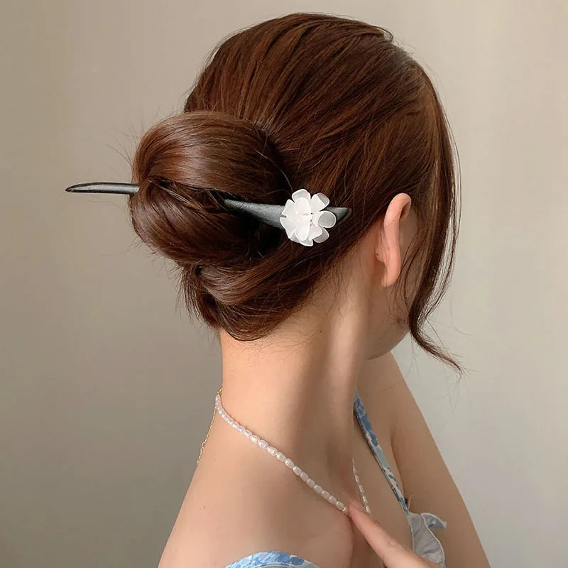Floral Hair Pins Handmade Wooden Twist Bun Pin Chopsticks Flower Hair Clips Chinese-style Hair Stick