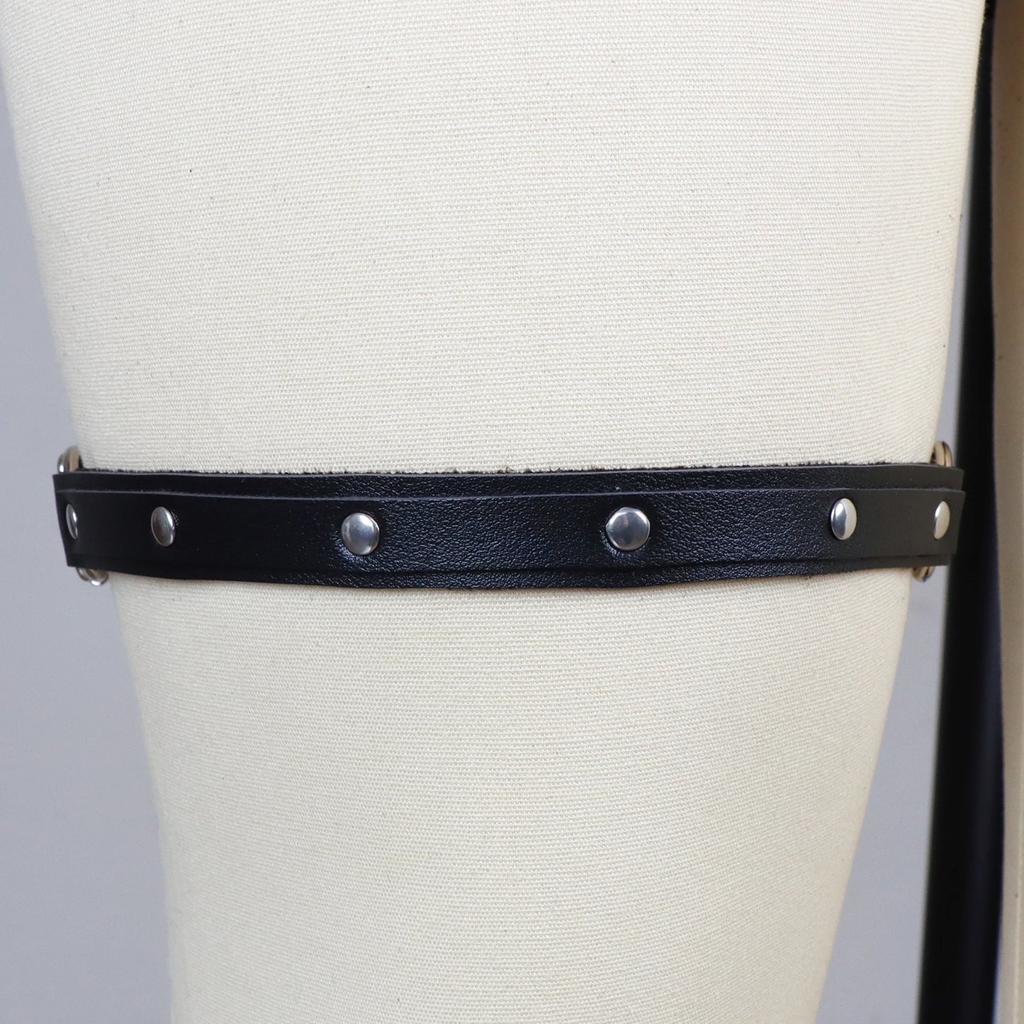 Punk Style PU Leather Thigh High Garter Belt With Rivets Gothic Themed Sword Accessory For Fun