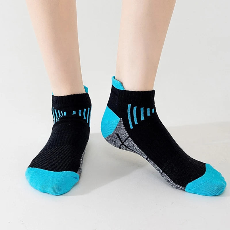 6 Pairs Neutral Knitted Odor Proof Sports Socks Fashionable Stripes Sweat Absorbing Breathable Couple Running Casual Socks