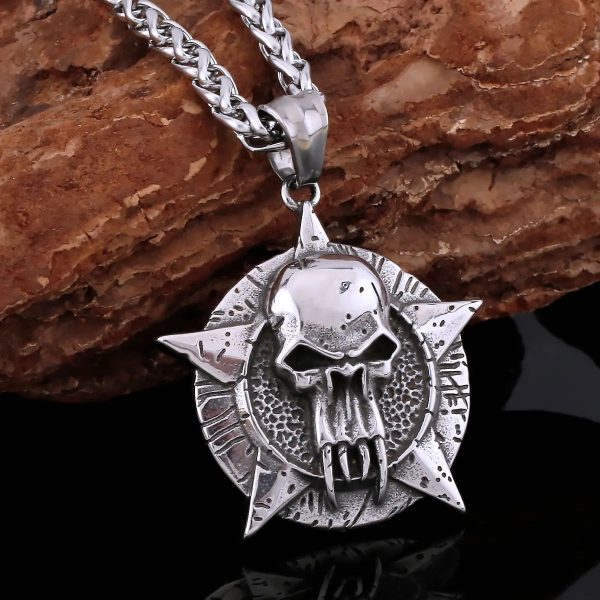 Creative 316L Stainless Steel Ghost Skull Necklace Vintage Viking Men's Neo-Gothic Fashion  Pendant Amulet