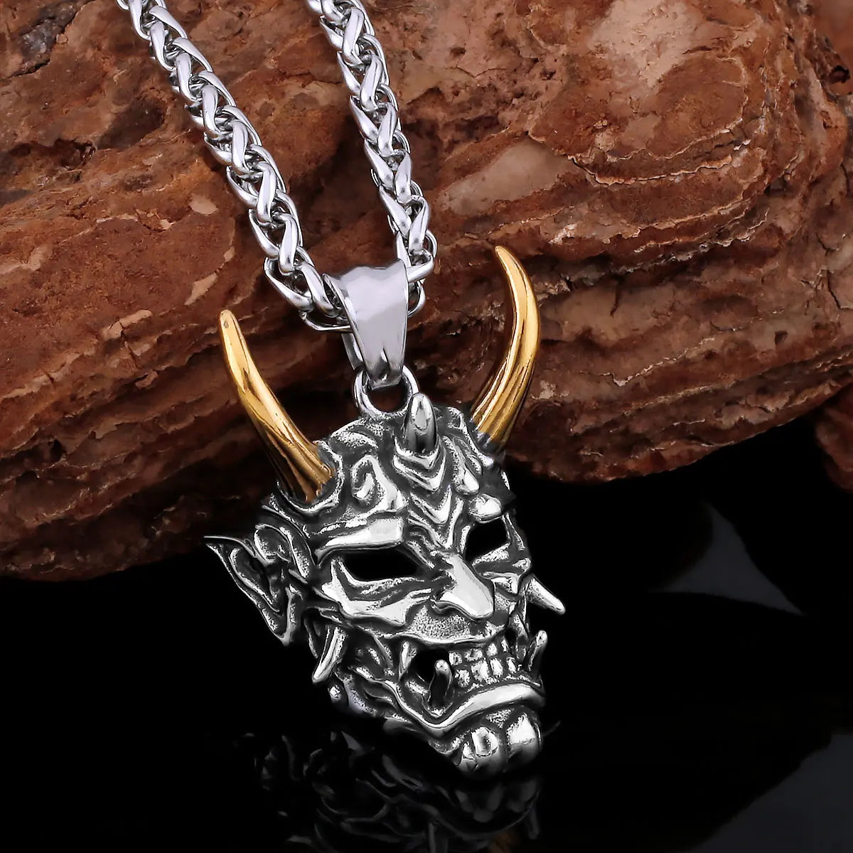 Creative 316L Stainless Steel Ghost Skull Necklace Vintage Viking Men's Neo-Gothic Fashion  Pendant Amulet