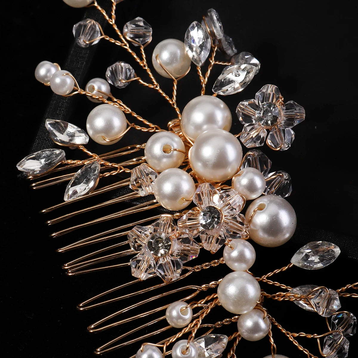 Golden Luxury Pearl Hair Comb Classic Jewelry Crystal Side Bangs Hair Clip For Women Elegant Headpieces