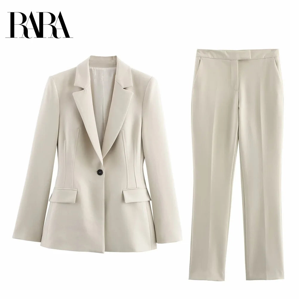 Women's clothing with padded shoulders, slim lapel, long-sleeved casual suit jacket, mid-waist flared pants