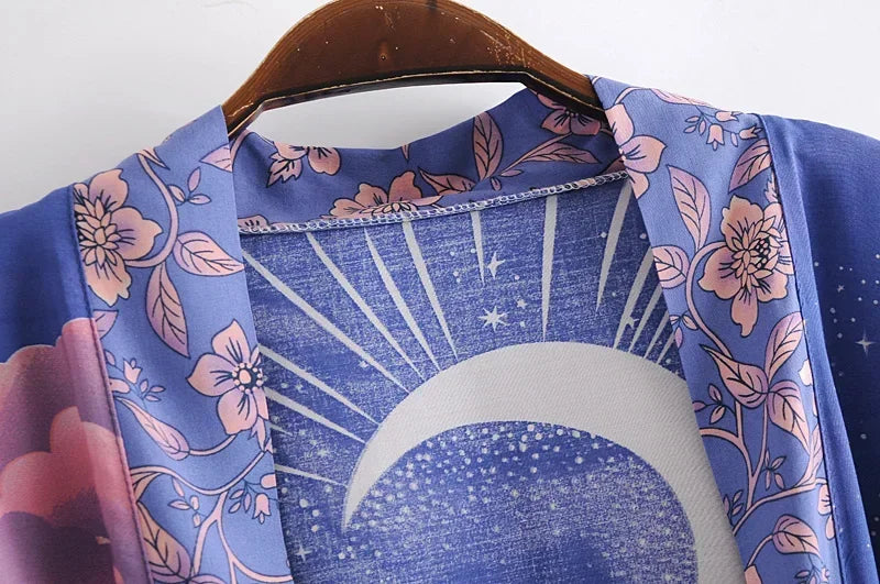Boho Queens Vintage Star and Moon Floral Print Women's Bohemian V Neck Batwing Sleeves Kimono