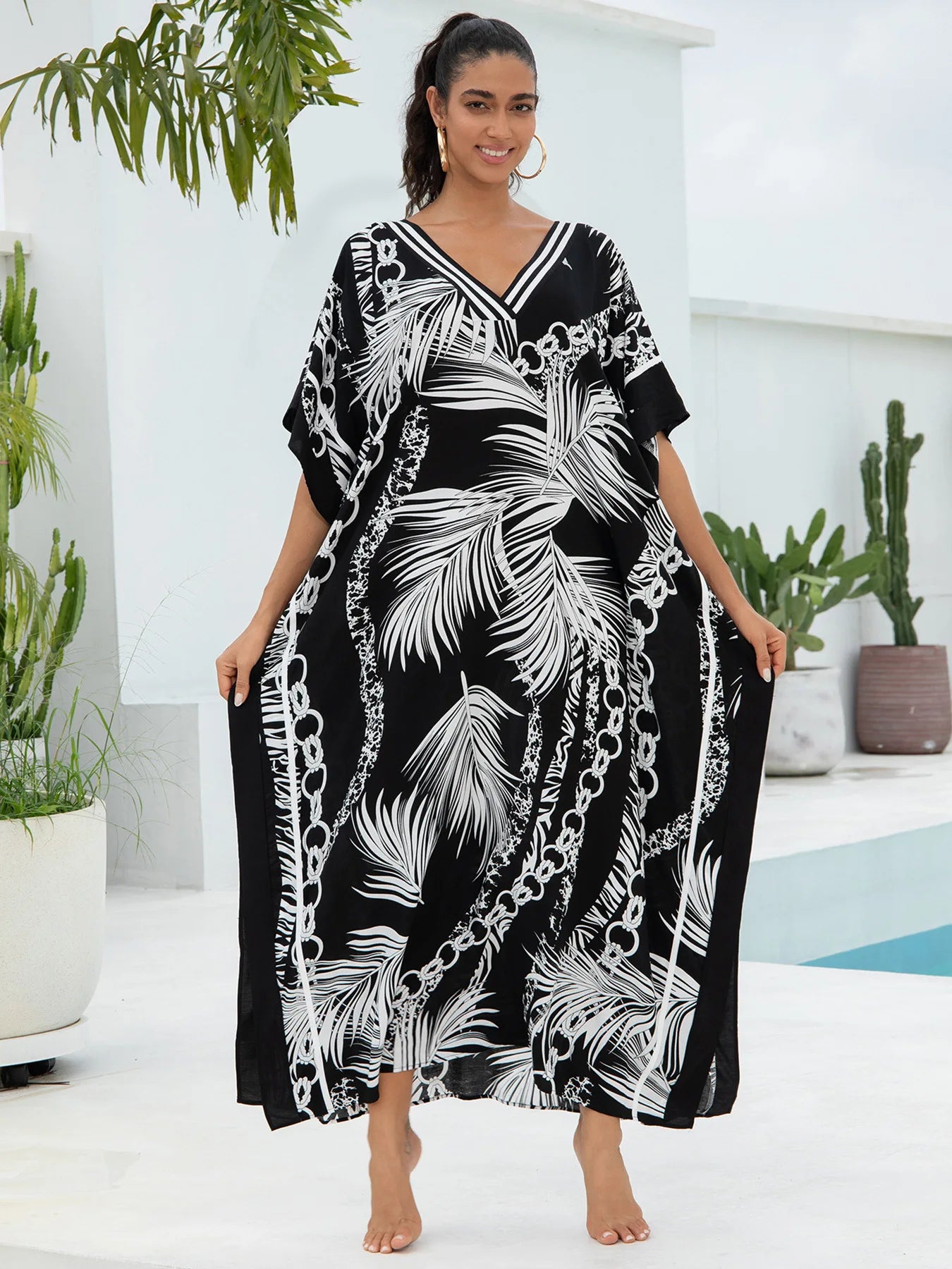 Leaf and Chain Print Women  Loose Fitting Long Robe Beach Vacation V-neck Sunscreen Clothing Kaftan