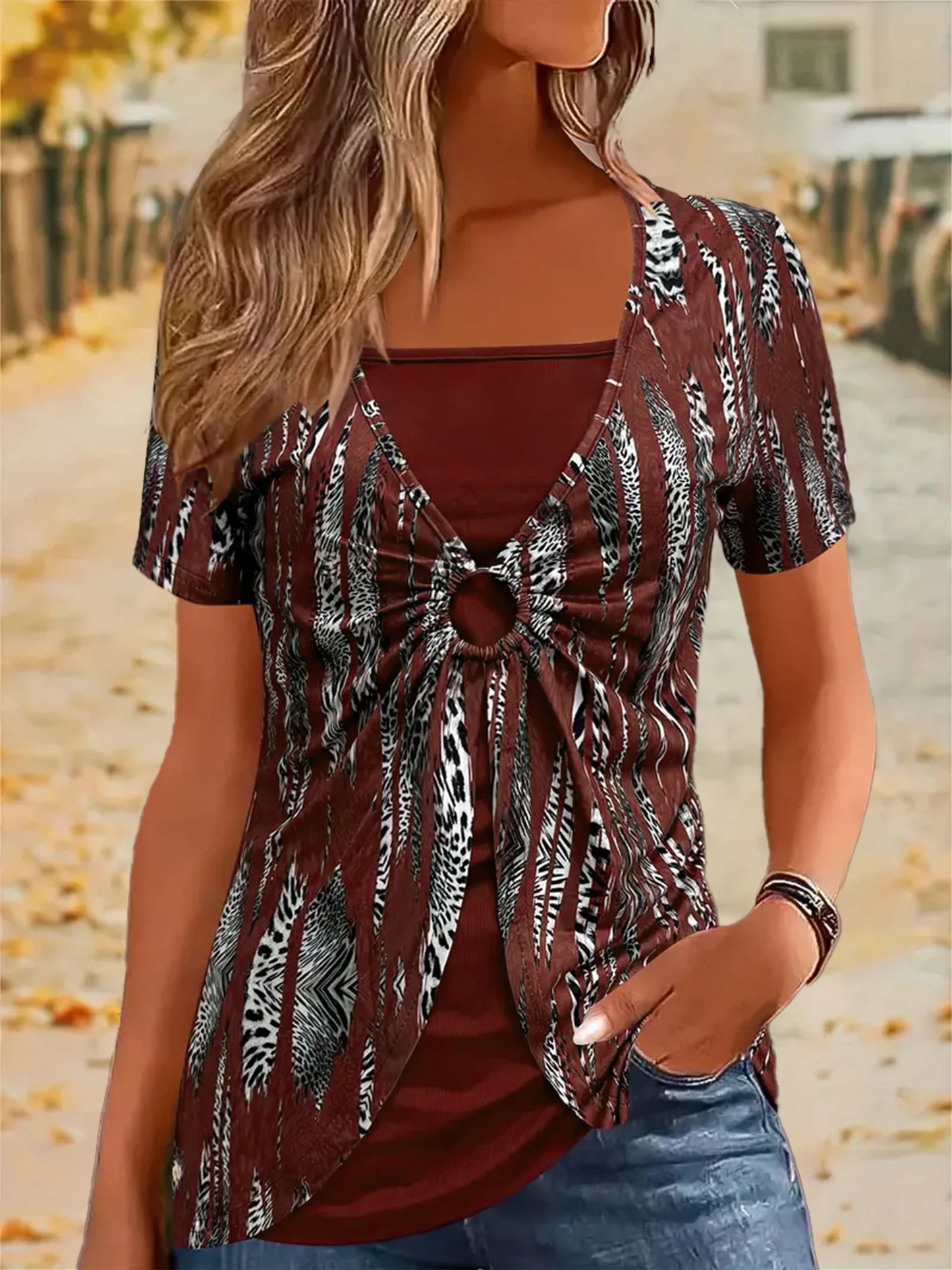 Elegant Square Neck Women's Short Sleeve T-Shirt - Ethnic Print False Two-Piece Top | Fashionable Streetwear for