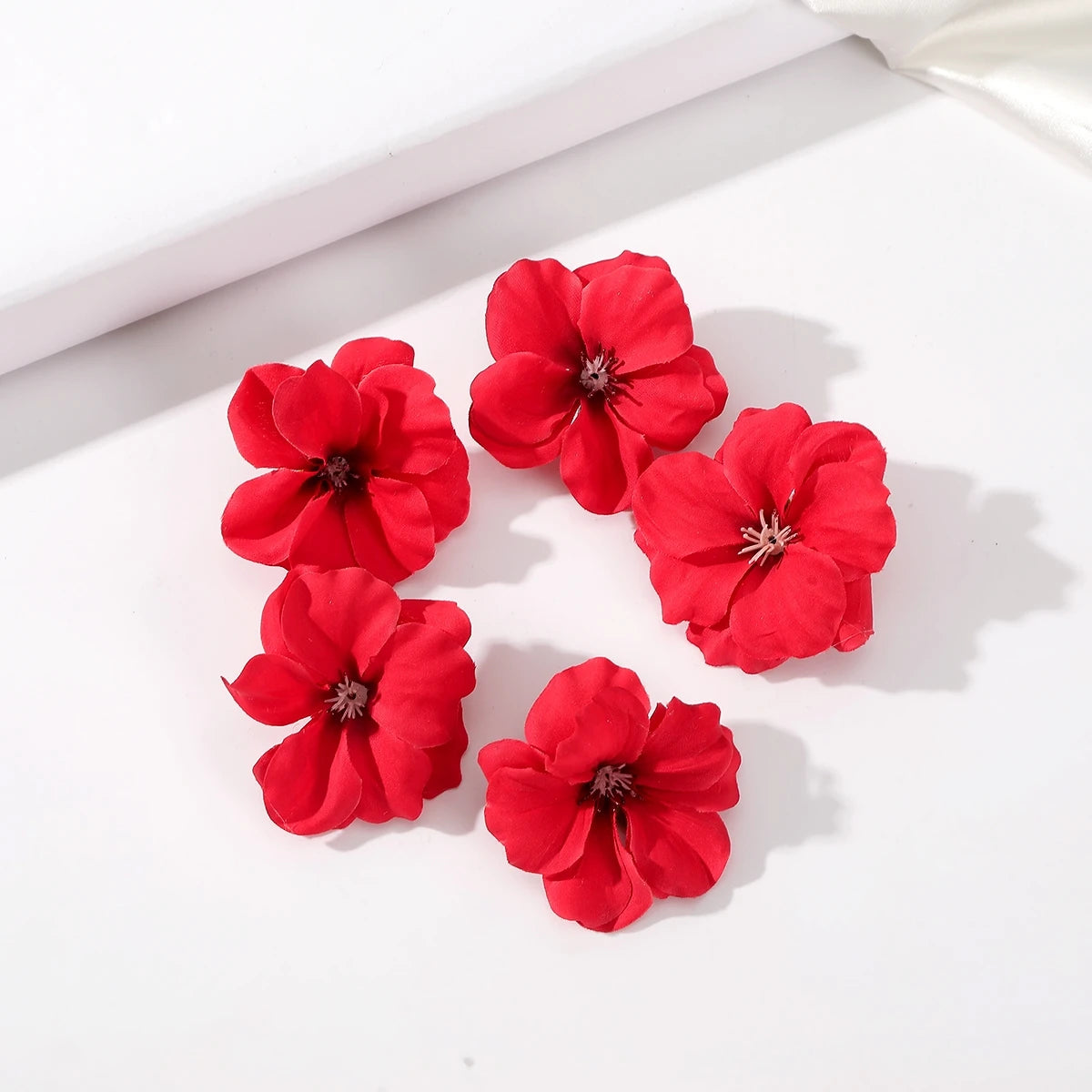 6Pcs Sunflower Hair Clips Side Bangs Clip Cute Daisy Small Flower Hairpins Duckbill Hairpin Women Hair Accessories