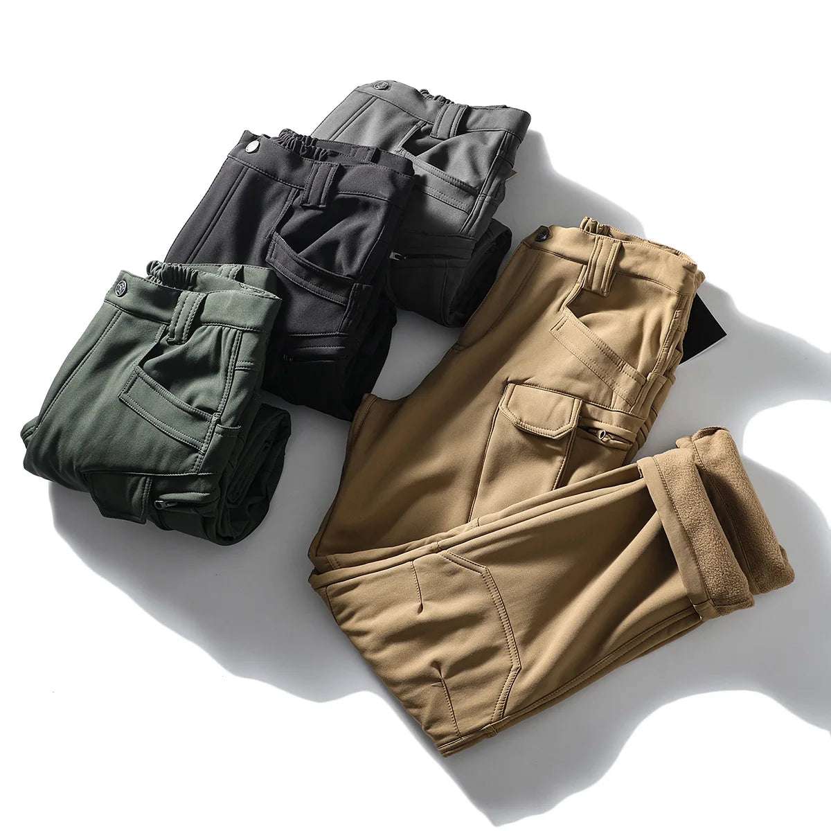 Low Price  Men's Outdoor New Soft Shell Waterproof and Cut Resistant Thick Wool Fleece Multi Pocket Tactical Set