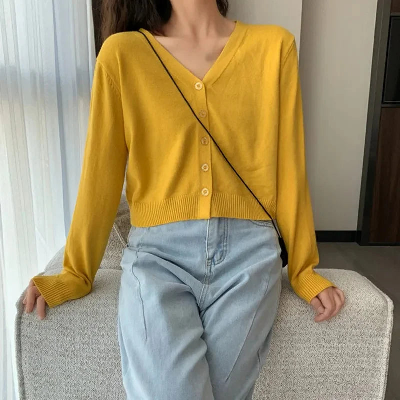 Women's Long Sleeve Cropped Cardigan V Neck Button Down Knit Single-breasted Cardigan Sweaters