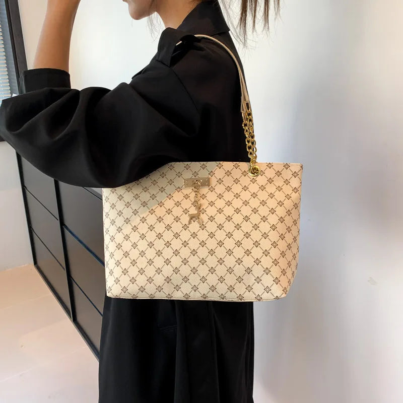 Handbag Texture Soft Leather Large Capacity Tote Women Bag With Hanging Accessories Shoulder Bag