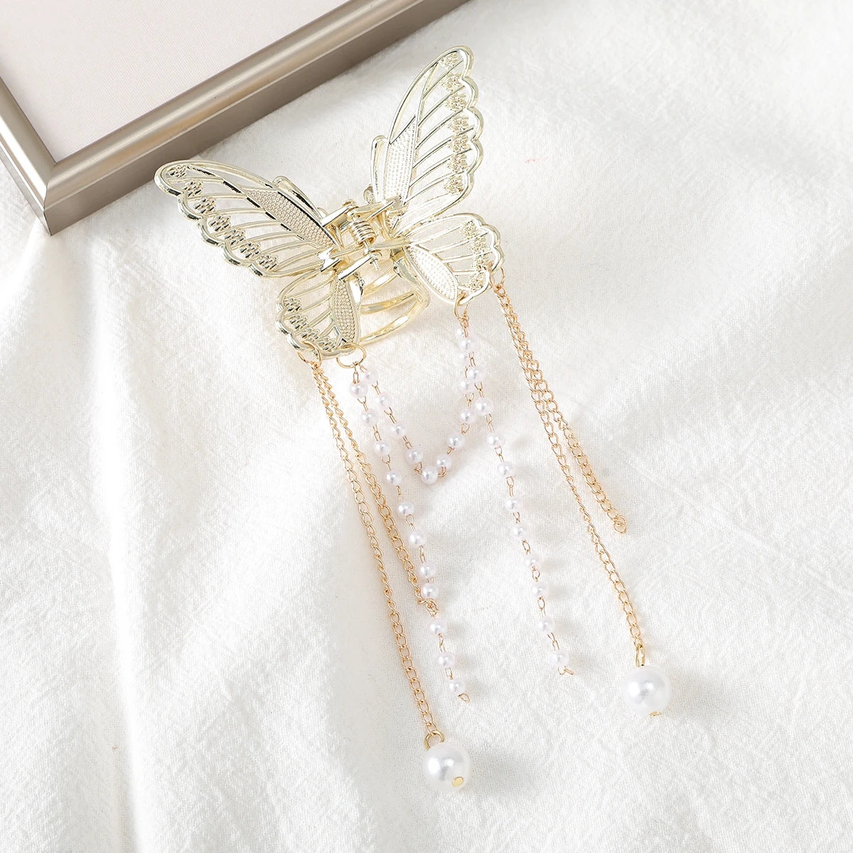 Hairpin Hair Accessories Women Simple Hair Claw Clip Butterfly Pearl Tassel Hair Clip