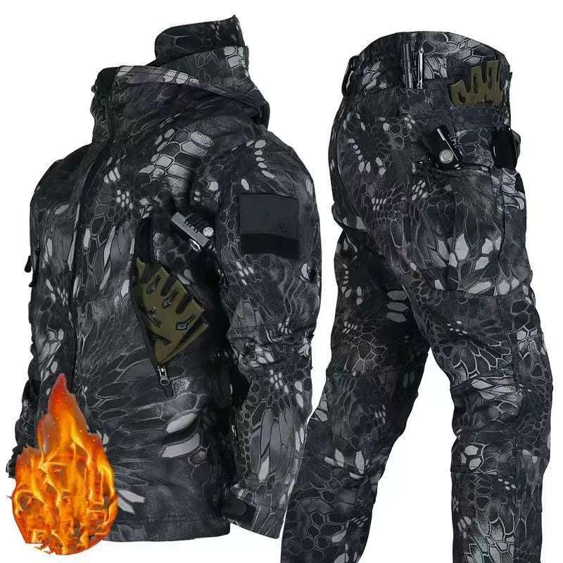 Low Price  Men's Outdoor New Soft Shell Waterproof and Cut Resistant Thick Wool Fleece Multi Pocket Tactical Set