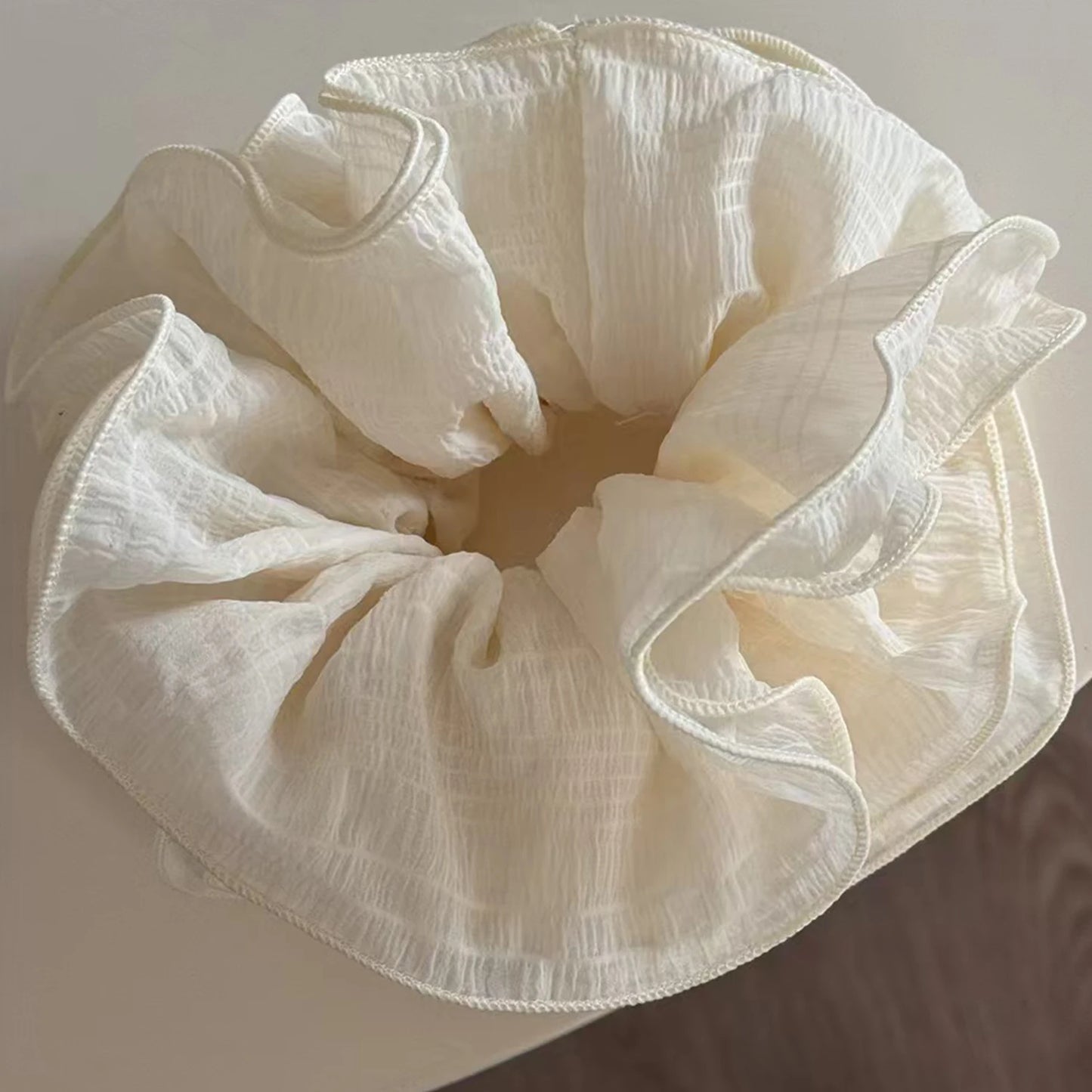Fashion Style Big Scrunchies Hair ties For Bun Hairstyle Hair Accessories For Women Headwear