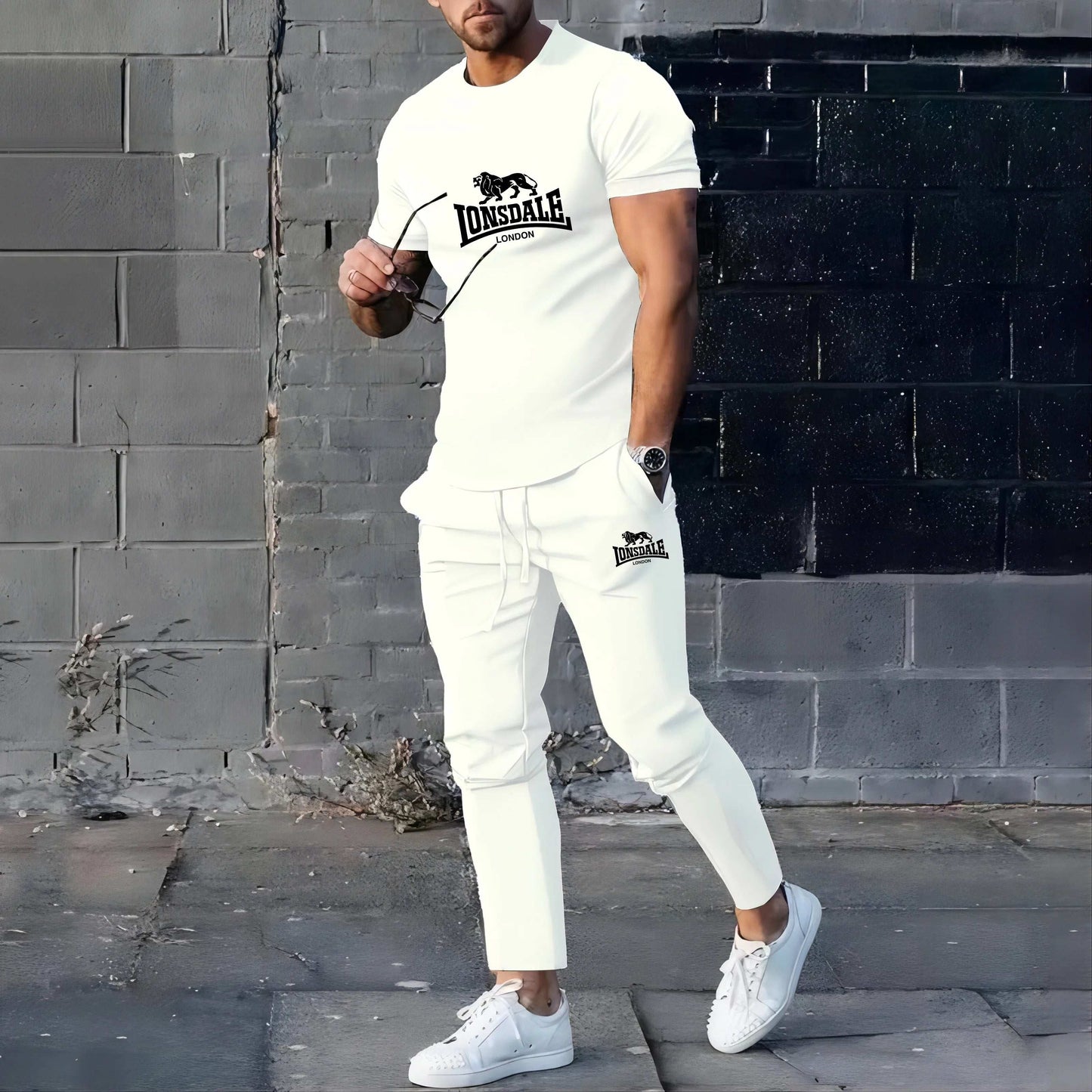 Summer hot selling men's suits sportswear men's fashion clothing  T-shirts pants two-piece sets casual wear streetwear