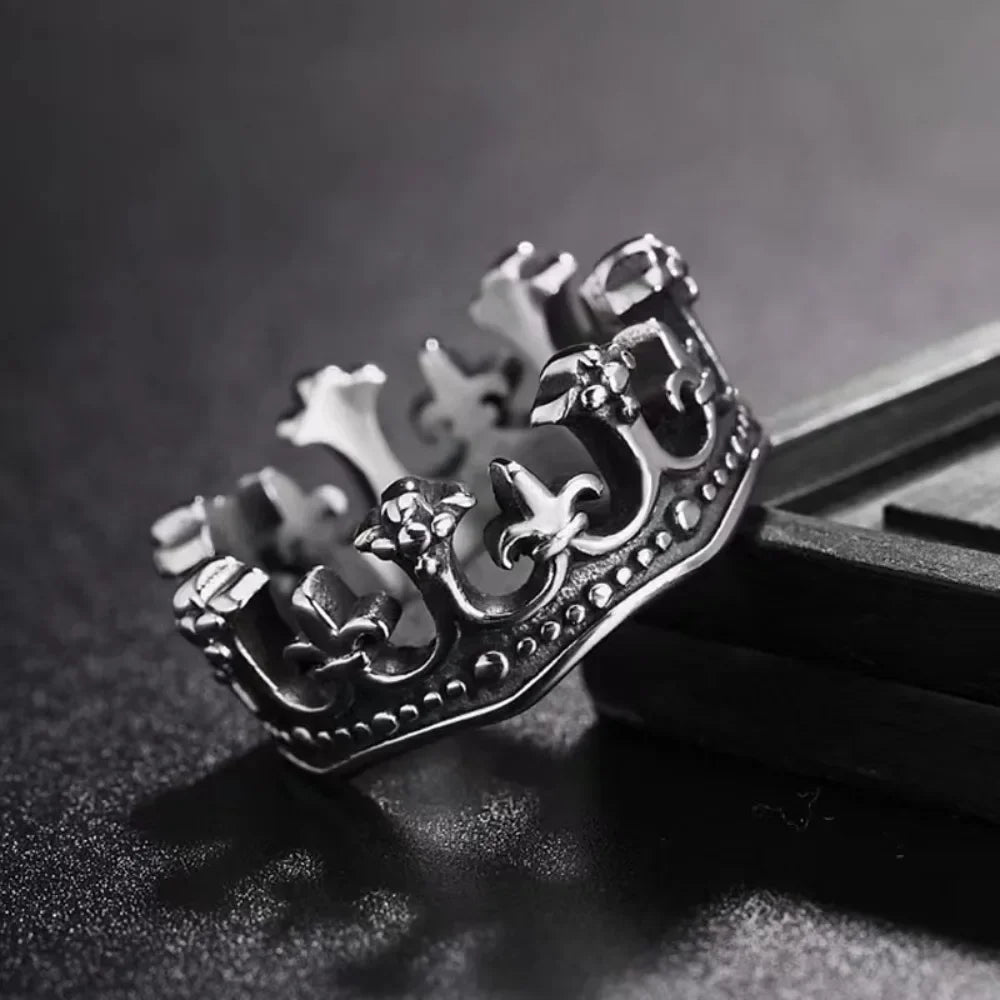 Classic Retro Crown King Ring Personalized Creative Fashion Trend Ring Men and Women Niche Street Party Ring