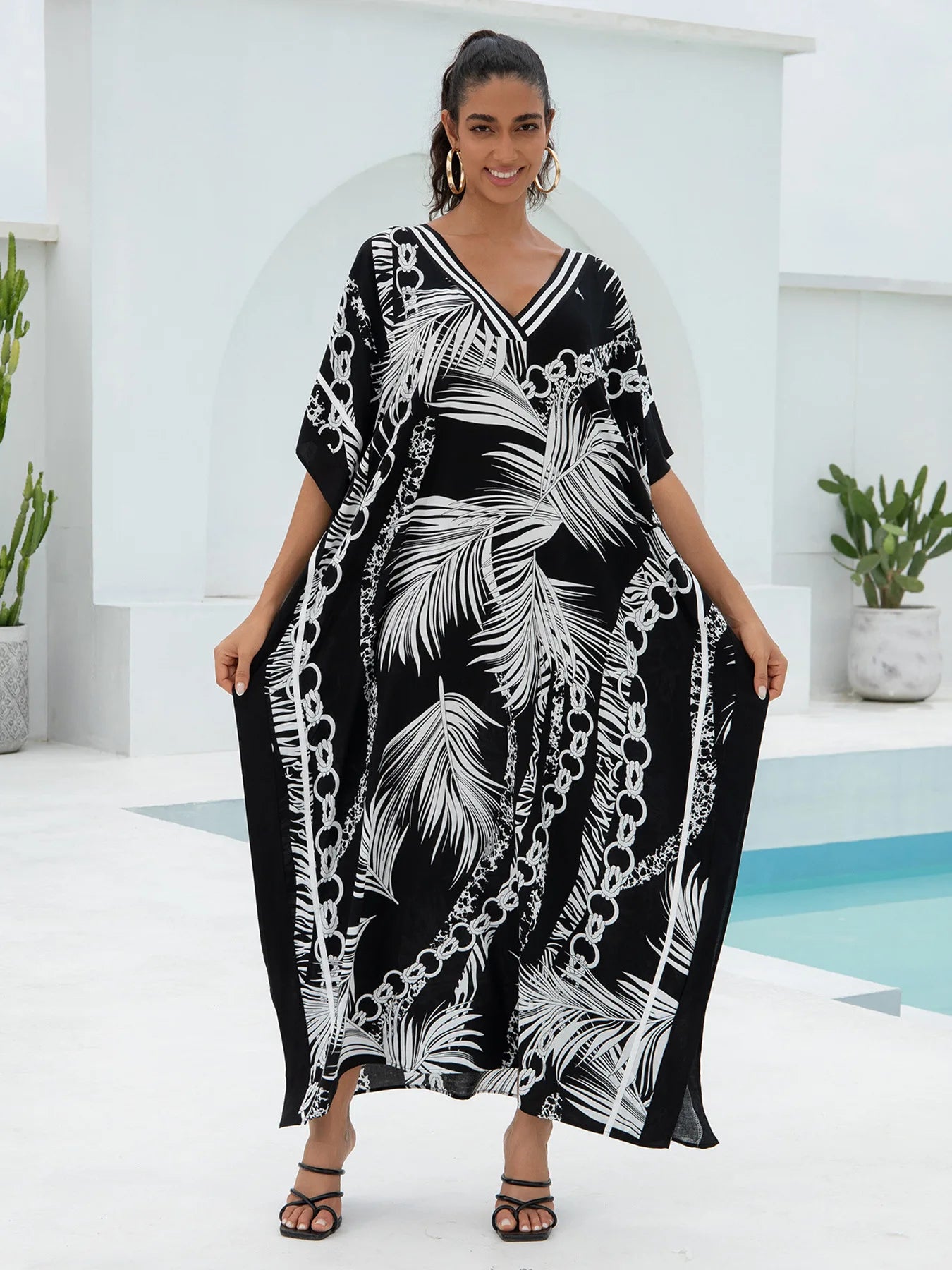 Leaf and Chain Print Women  Loose Fitting Long Robe Beach Vacation V-neck Sunscreen Clothing Kaftan