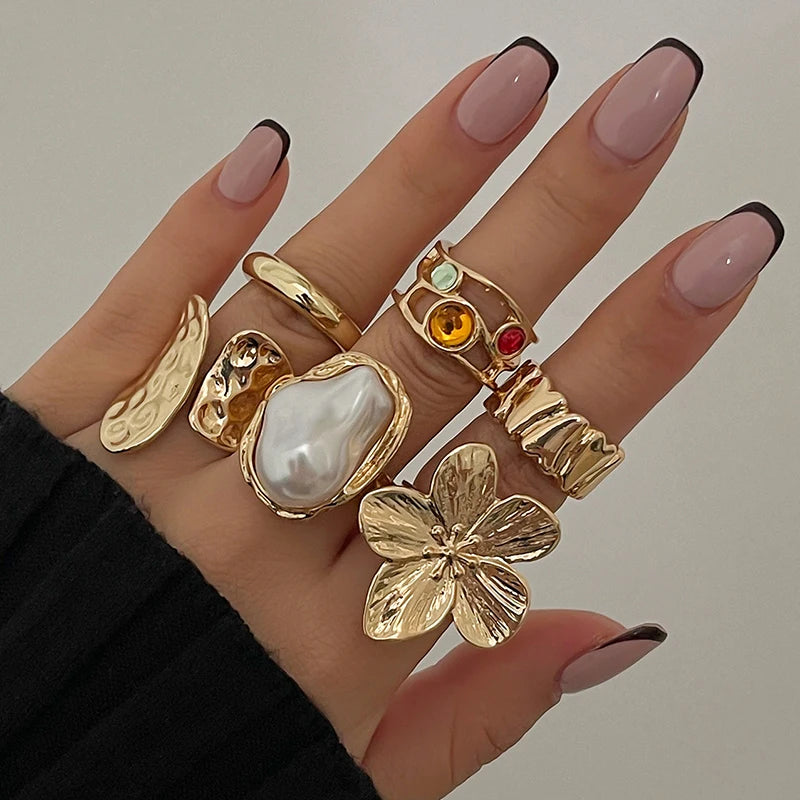 6Pcs Exaggerated Metal Finger Rings Set for Women Vintage Flower Pearl Crystal Europe America Open Rings Luxury Jewelry