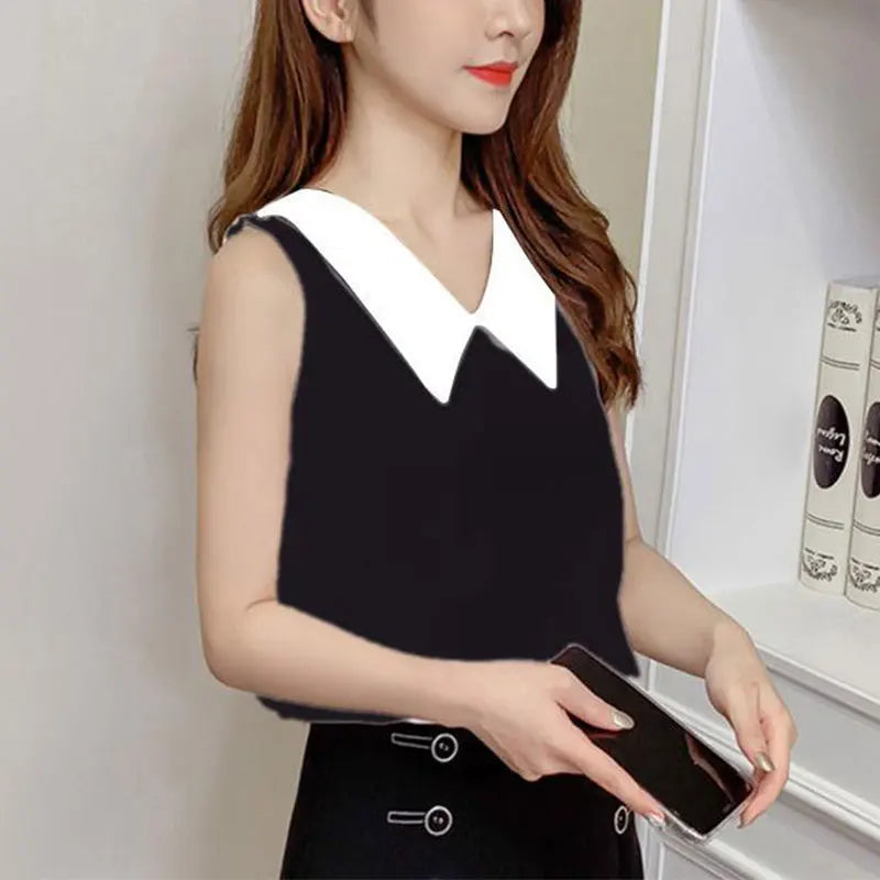 Sleeveless chiffon shirt