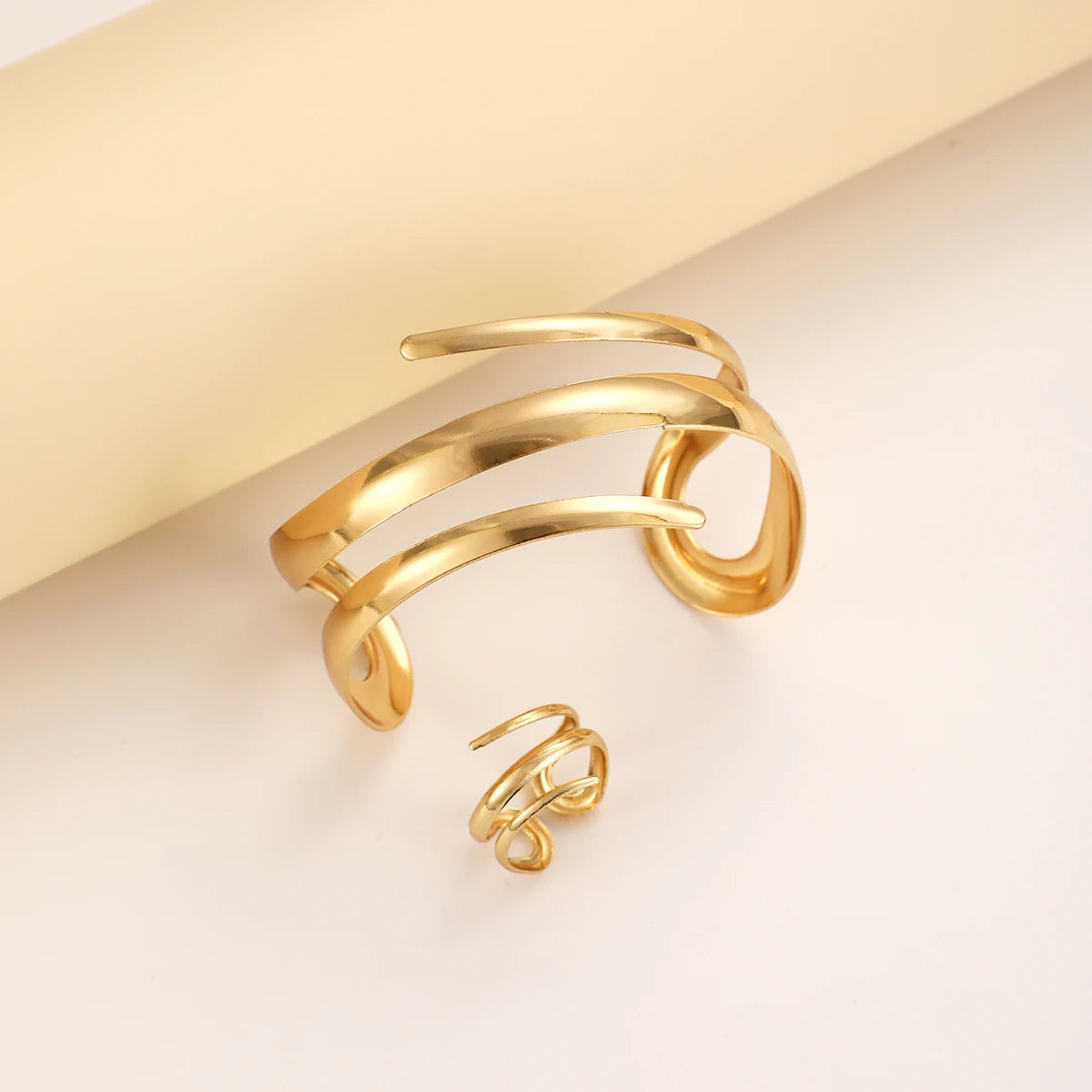 European And American Thick Bracelet And Ring Jewelry Set For Women Gold Color Geometric Line Bracelet Ring Combination Set