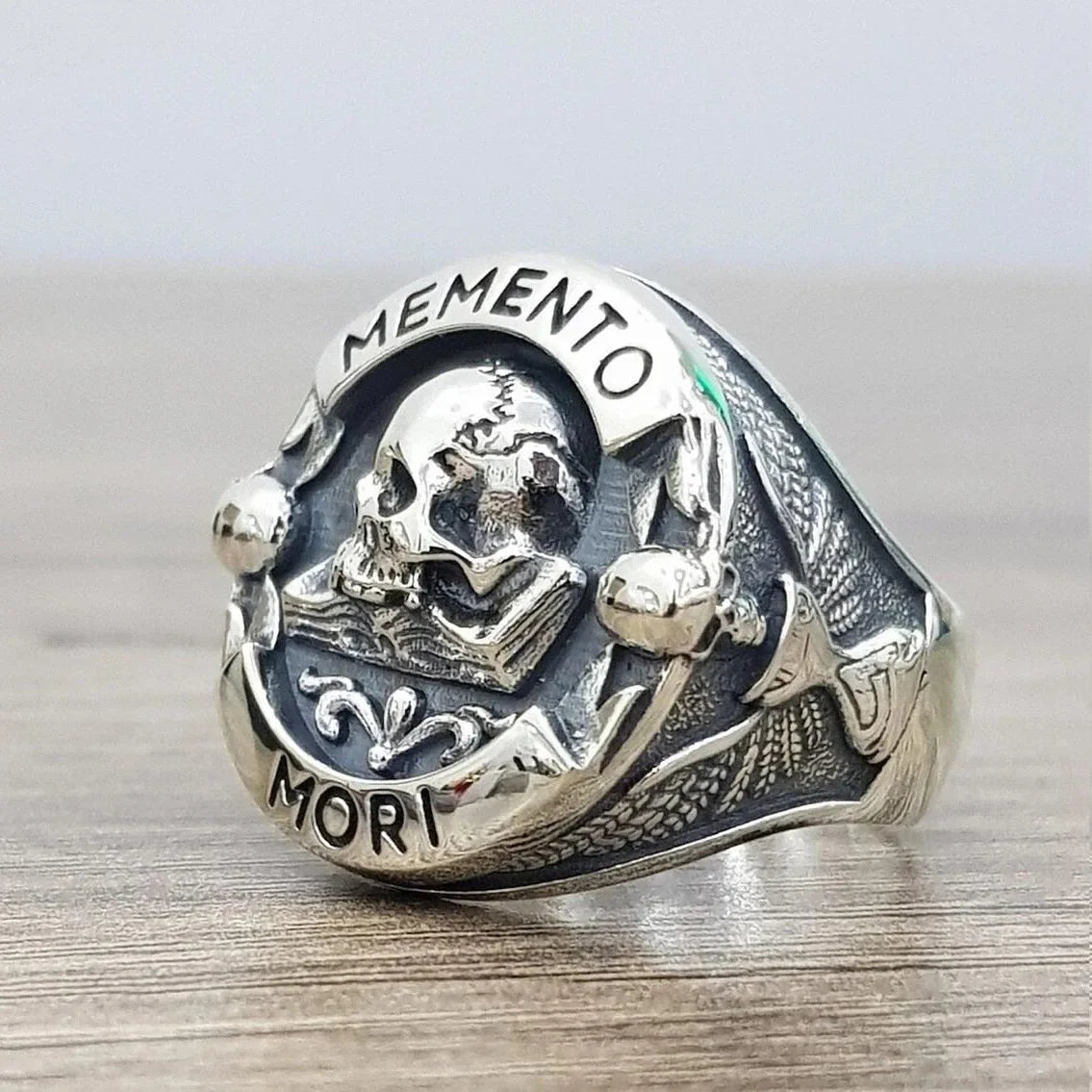 Goth Hot Selling Skull Ring Memento Mori Skull Ring Alloy Universal Skull Ring Male and Female Jewelry