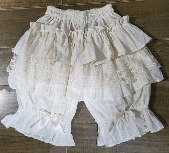 Cute Shorts Lace Ruffled Elastic Waist Cotton