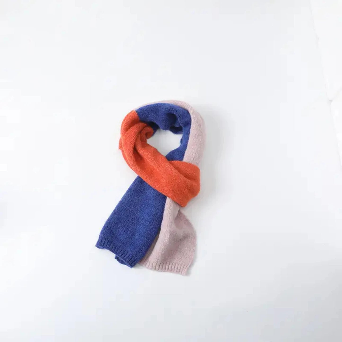 Stylish Winter Scarf for Women - Thick Fleece, Three-color Design, Elegant and Warm