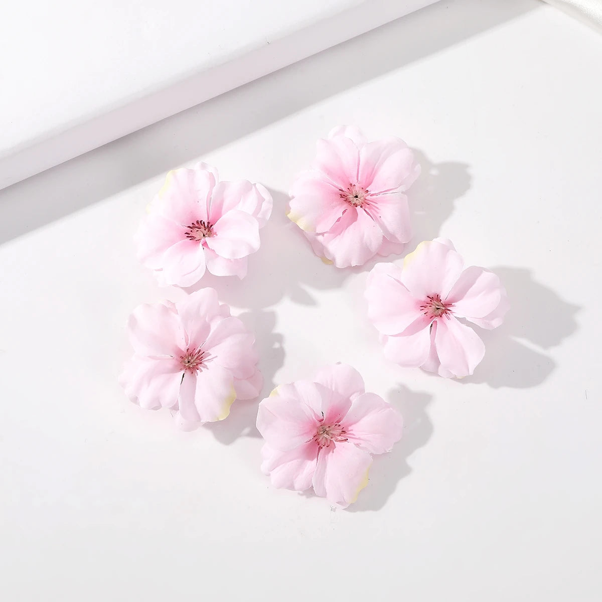 6Pcs Sunflower Hair Clips Side Bangs Clip Cute Daisy Small Flower Hairpins Duckbill Hairpin Women Hair Accessories