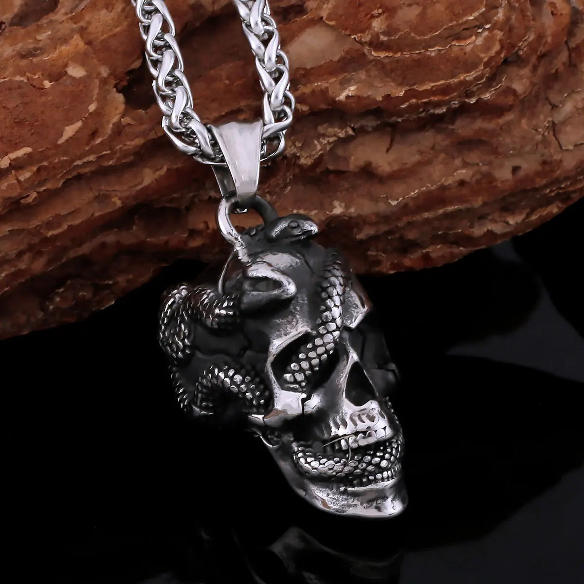 Creative 316L Stainless Steel Ghost Skull Necklace Vintage Viking Men's Neo-Gothic Fashion  Pendant Amulet