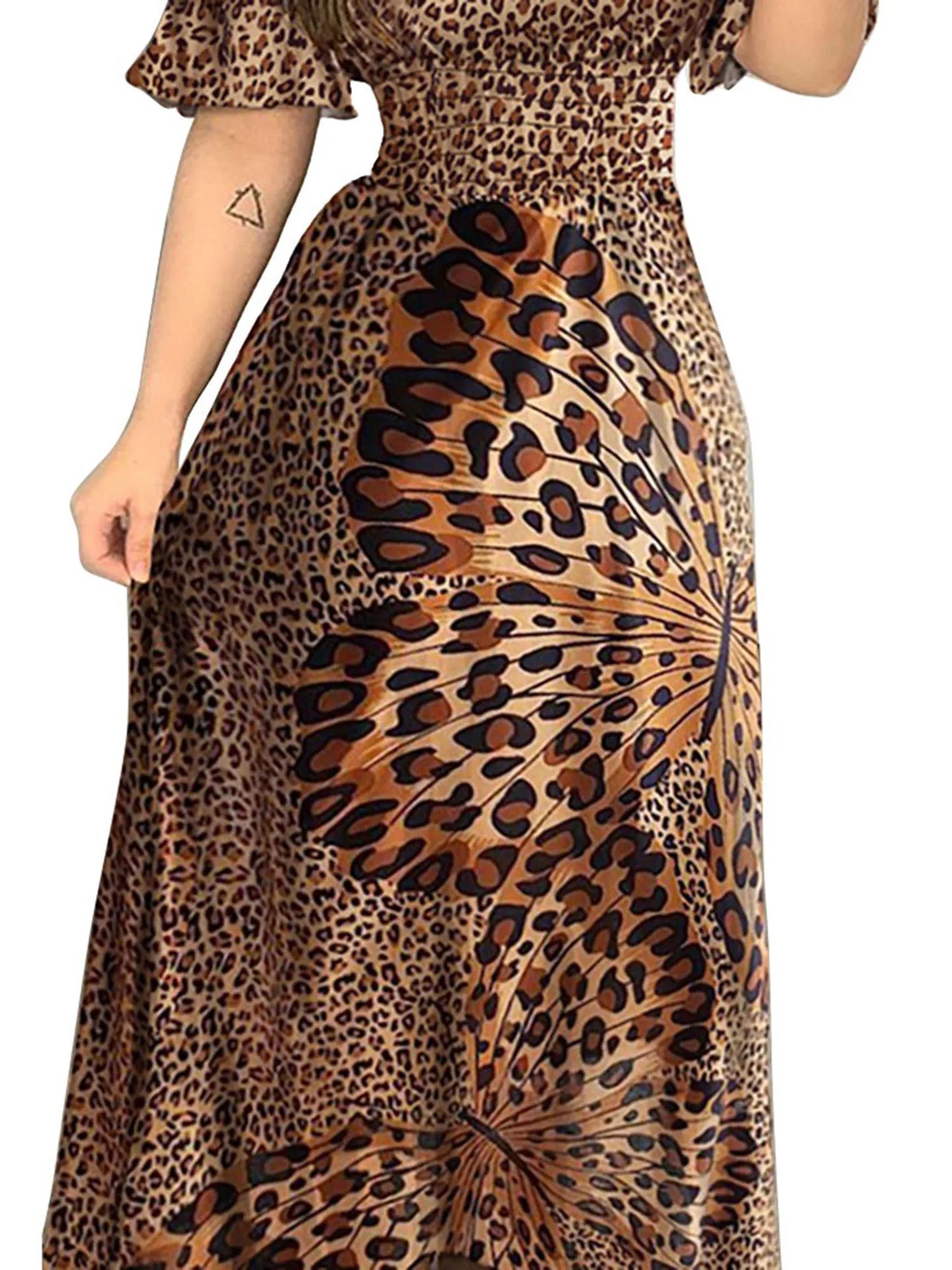 Maxi Dress with Ruffled Off-Shoulder Design and Chic Leopard Print Pattern