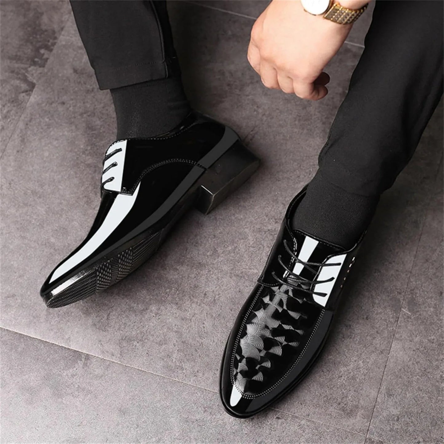 Men's Oxford Shoes Moire Pattern Formal Business Dress Shoes Lace up Italy Modern Suit Tuxedo Shoes for Men