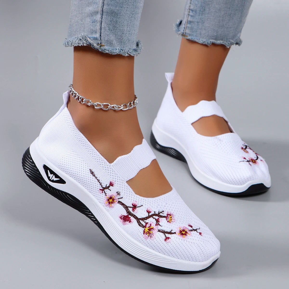 Women's sports shoes, fashionable, breathable, lightweight, non-slip, wear-resistant, casual sports shoes, flat shoes