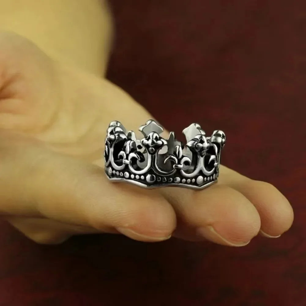 Classic Retro Crown King Ring Personalized Creative Fashion Trend Ring Men and Women Niche Street Party Ring