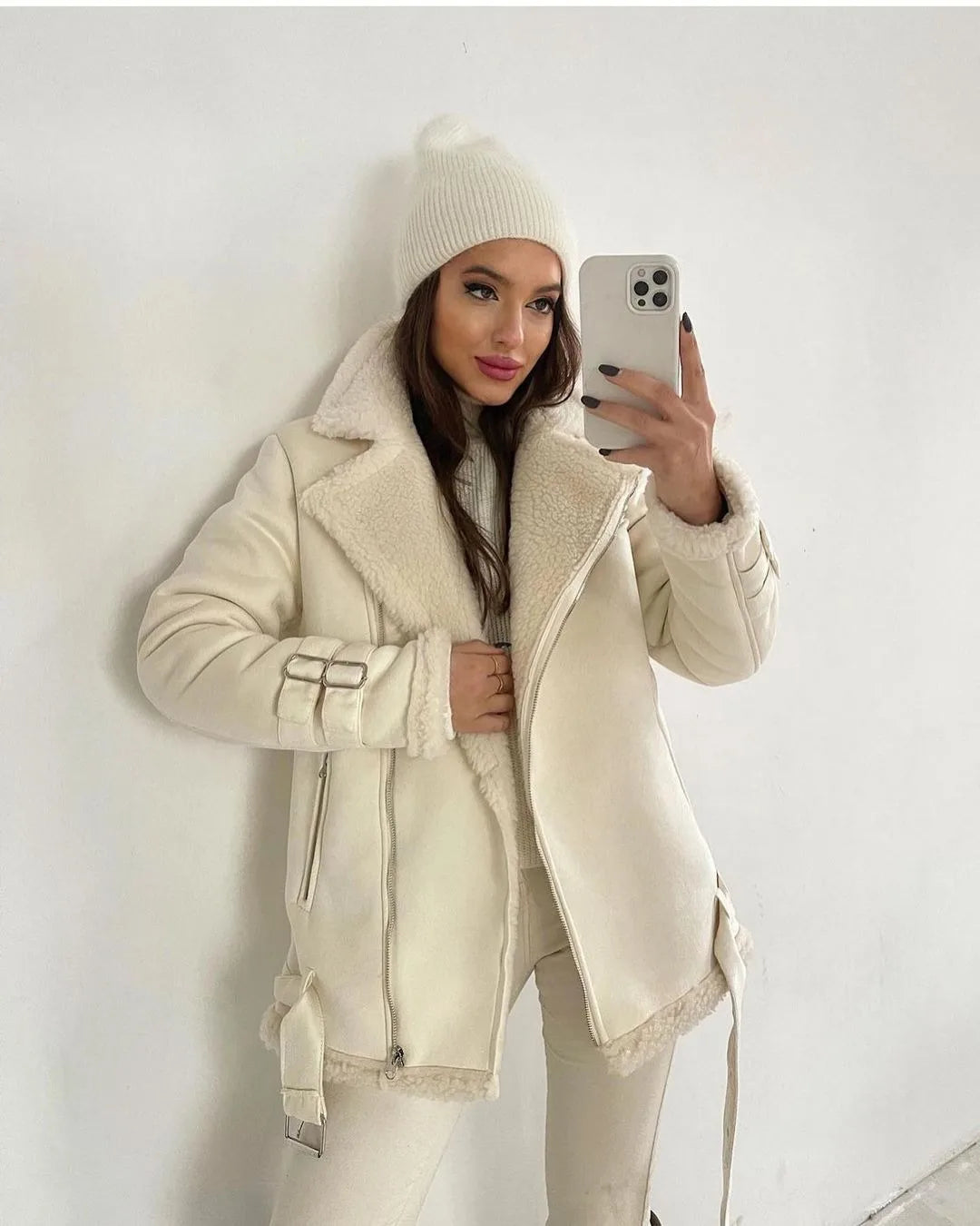 Classic Bomber Jacket Warm Fashion Shearling Winter Coat