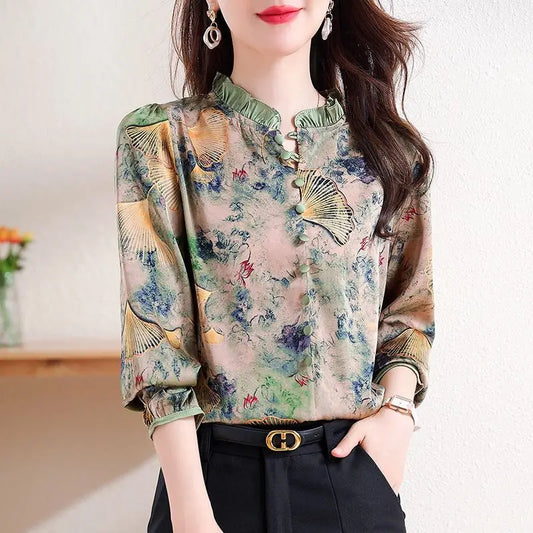 Lotus Collar Print