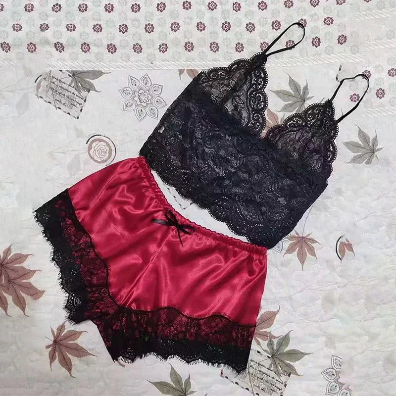 Sleepwear Women's Sexy Pajamas Set Lace Lingerie Sleeveless V-Neck Tops and Shorts Sets Nightwear Loungewear