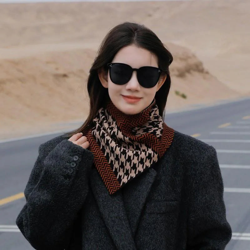 Wait scarf, keep warm, wild triangle bib, windproof and anti -cooling