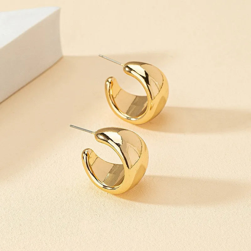 Stainless Steel Smooth Metal Chunky Hoop Earrings for Women Fashion Round Circle Hoops Statement Earrings