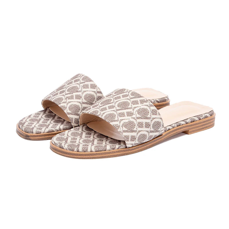 Classic Simple Design Wearable Comfortable Anti-slip Sole Letter Printed Slippers Seasonal