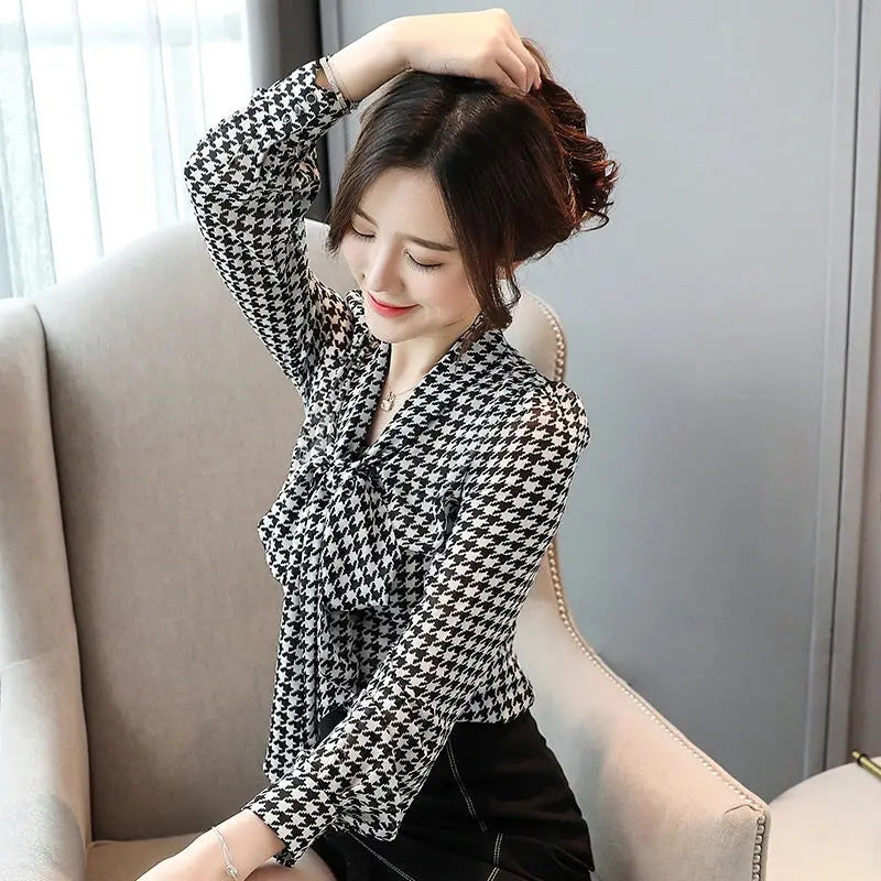 Vintage Houndstooth Printed Bow  V-Neck Pullovers