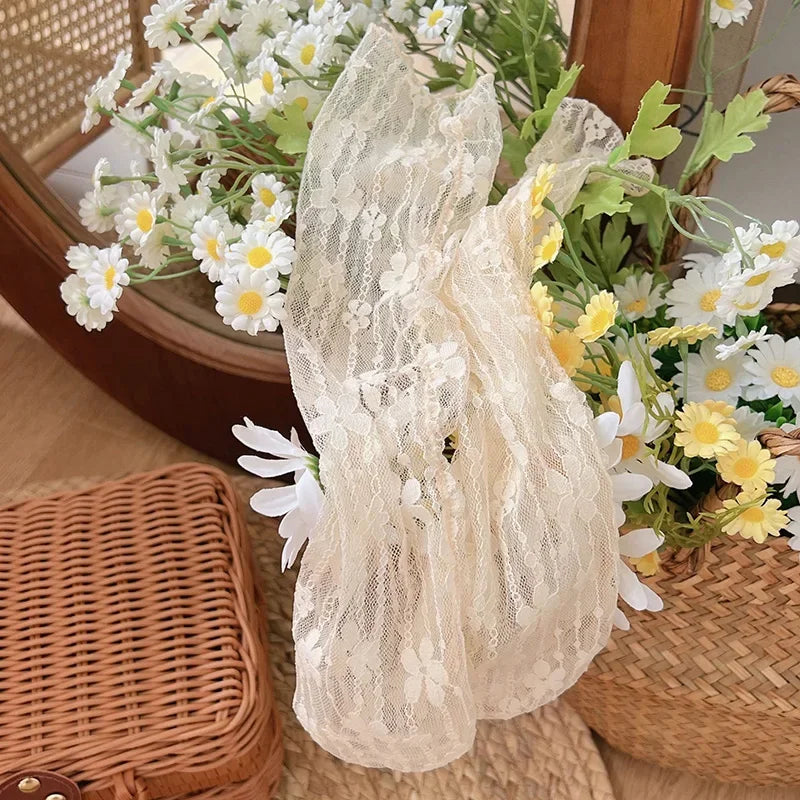 Women's Breathable Transparent Floral Lace Socks Sweet Mesh Fishnet Socks Soft Fun Socks Hosiery