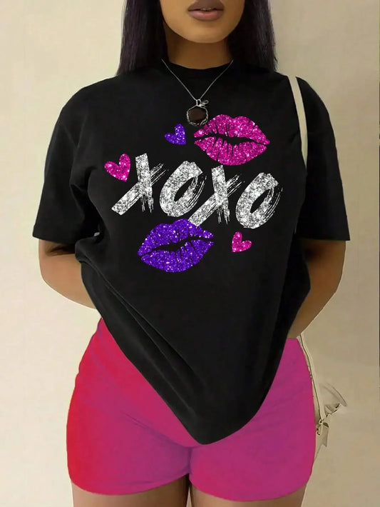 Xoxo Pink Purple Lips Print Oversized Women’s T-Shirt - Summer Casual Cotton Tee for Street Wear