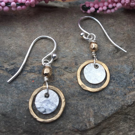 1pair Bohemian Vintage Hollow Round Pendant Earrings