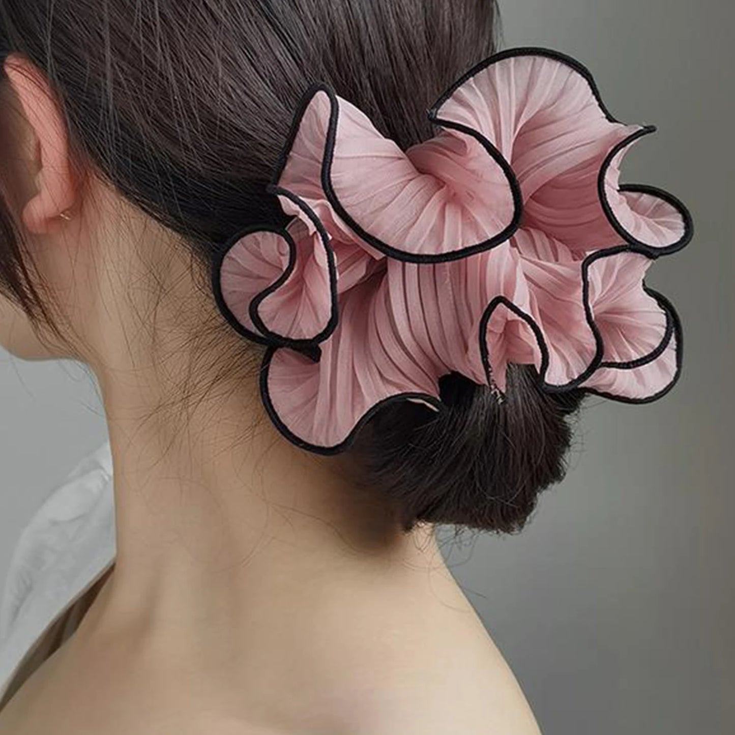 Fashion Style Big Scrunchies Hair ties For Bun Hairstyle Hair Accessories For Women Headwear