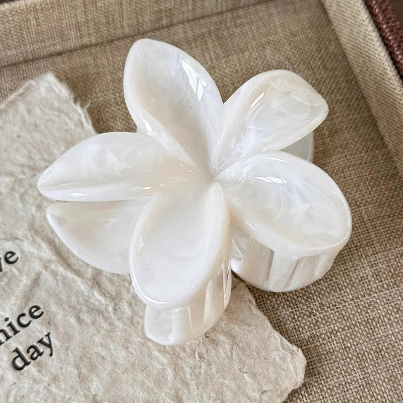 Flower Grip Fresh and Sweet Egg Flower Back of Head Disc Hair Shark Clip Hair Ornament