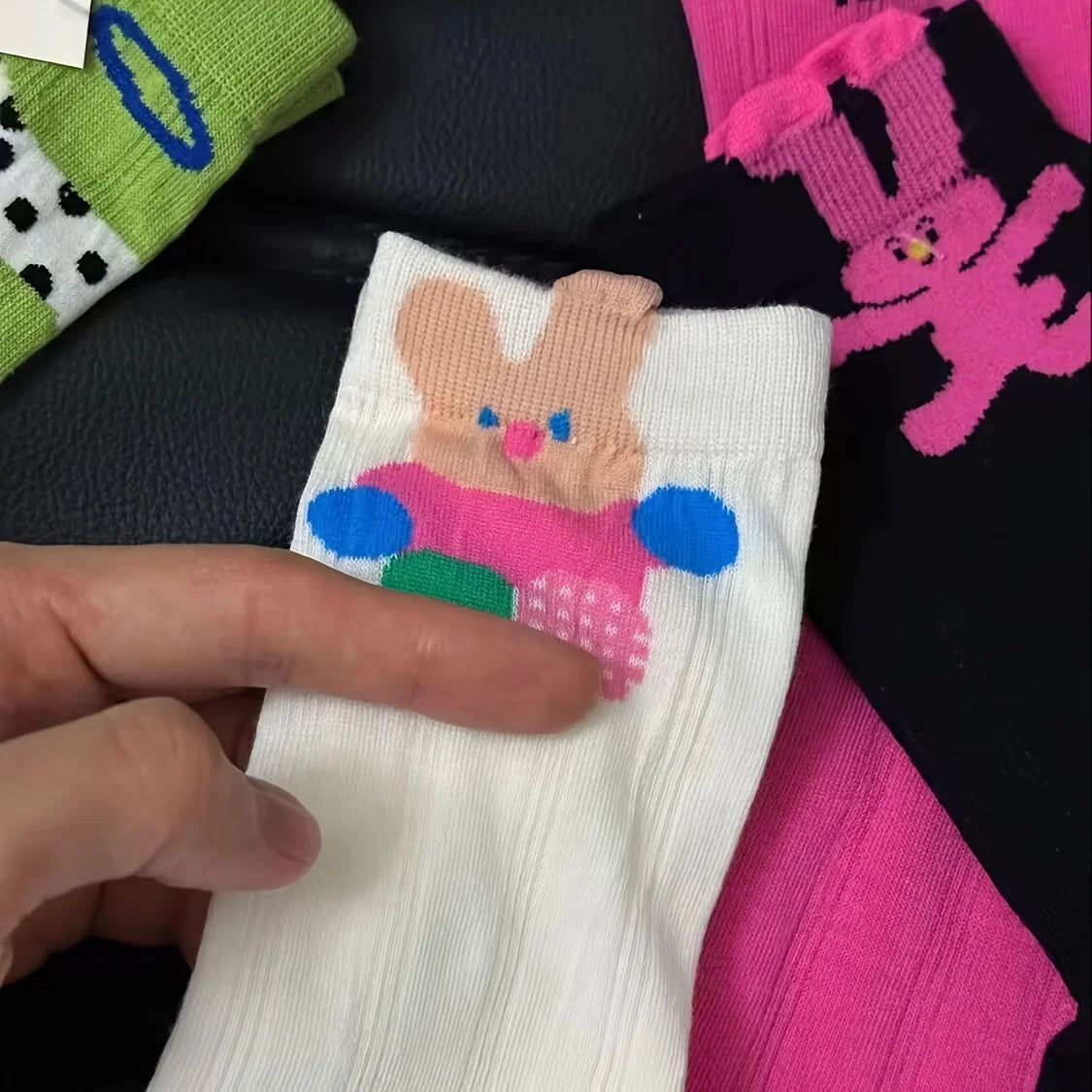 5 Pairs Cartoon Pattern Crew Socks Comfortable And Breathable