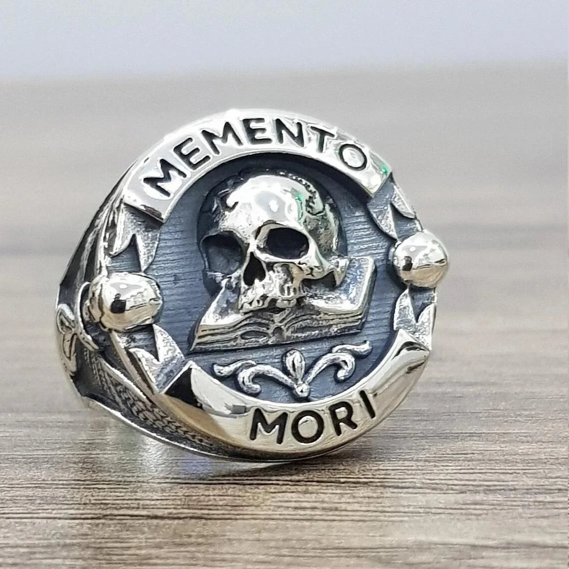 Goth Hot Selling Skull Ring Memento Mori Skull Ring Alloy Universal Skull Ring Male and Female Jewelry