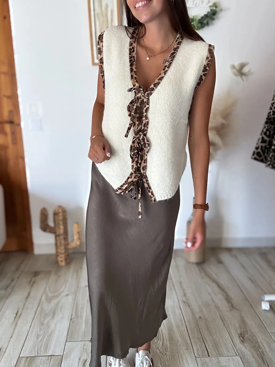 Women s Sleeveless Knit Sweater Vest with V Neckline and Leopard Print Patchwork Casual Tie-up  for a Stylish Look